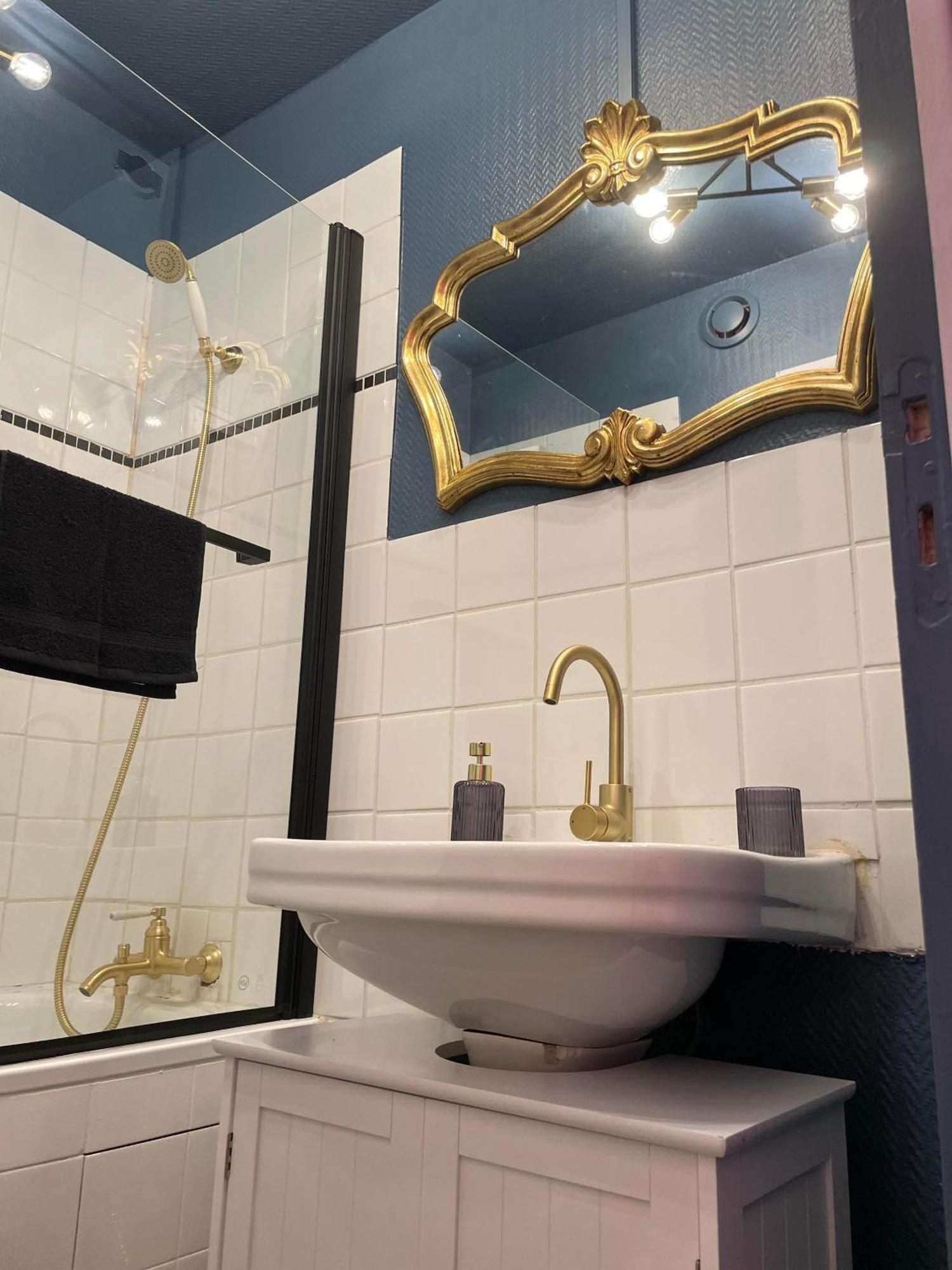 Appartement Chic & Baroque 5 Min Centre Ville Et Bord De Vienne Limoges Luaran gambar