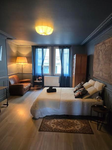 Appartement Chic & Baroque 5 Min Centre Ville Et Bord De Vienne Limoges Luaran gambar